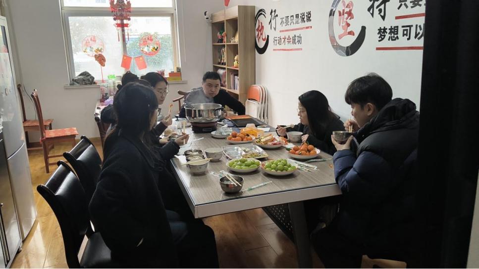 Sweetness & Unity: Η ομάδα συσκευασίας ZMJ γιορτάζει μαζί το Φεστιβάλ Φαναριών